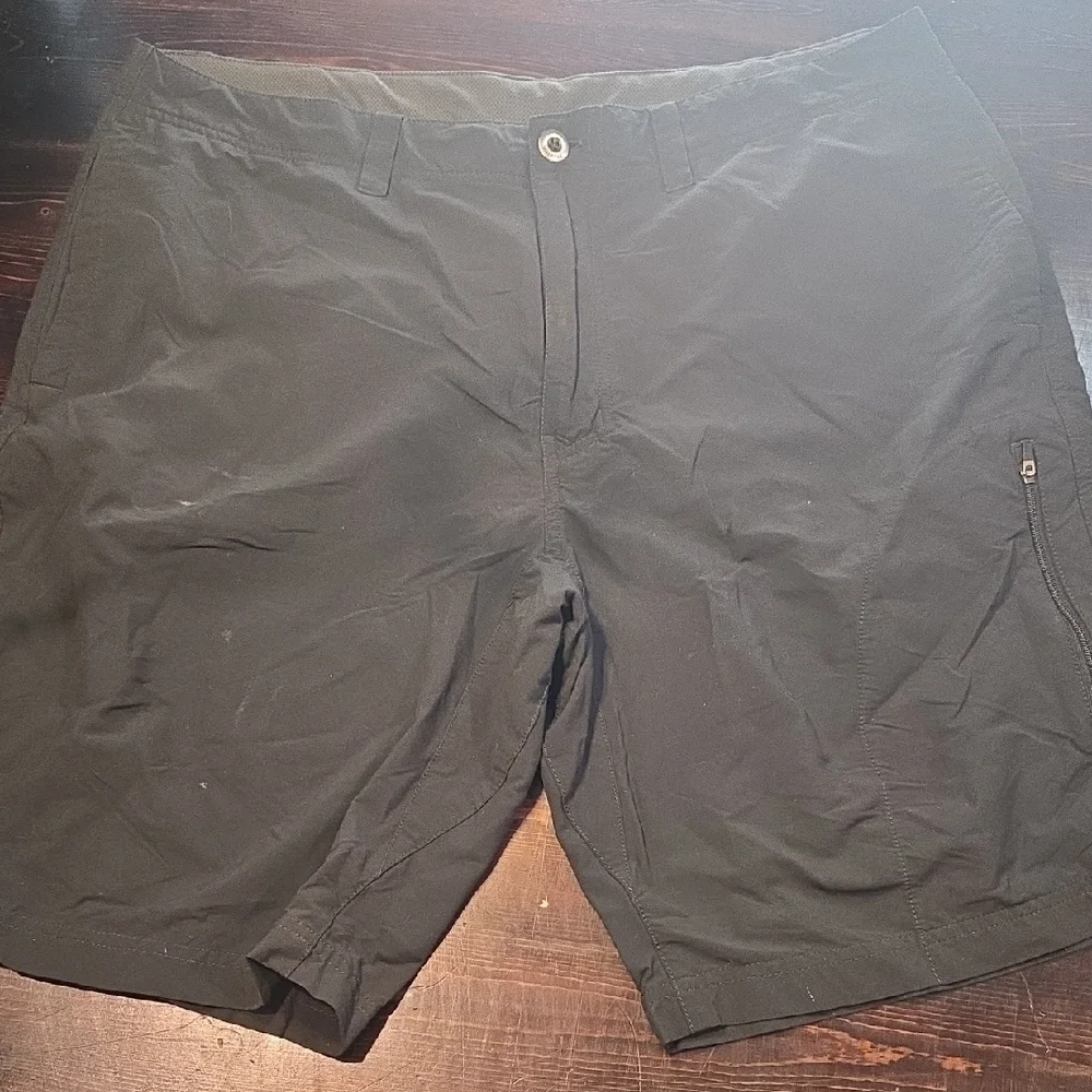 Patagonia Men’s Performance Tech Shorts - Black - Size 38 (Fair Condition)